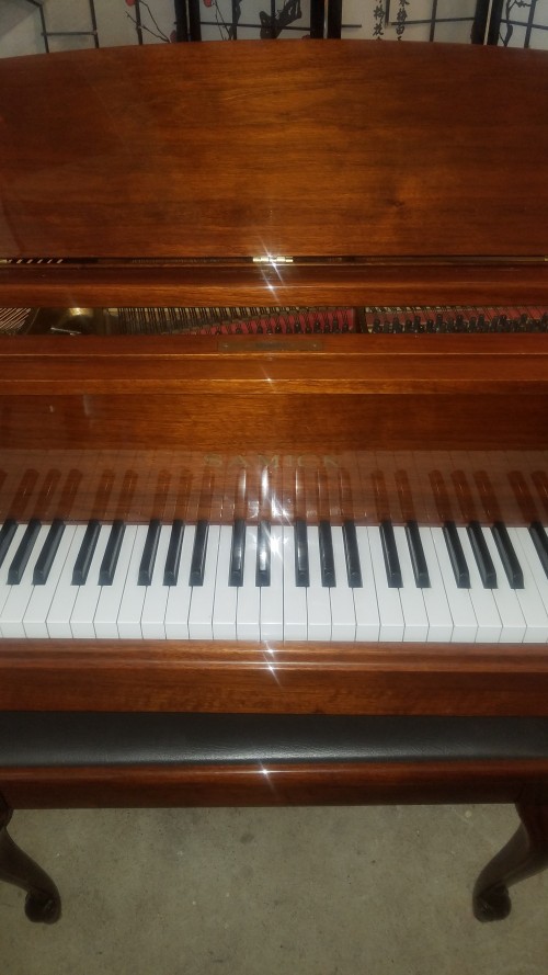 (SOLD)SAMICK GRAND PIANO 5'7