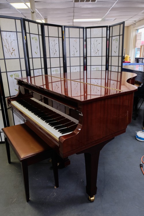 (sold) Yamaha Grand Piano G2 5'7