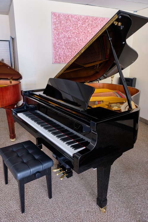 (SOLD) PETROF GRAND PIANO 5'8