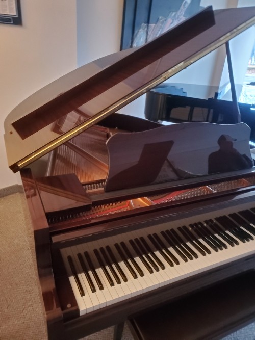 Yamaha GC1 Grand Piano 5'3