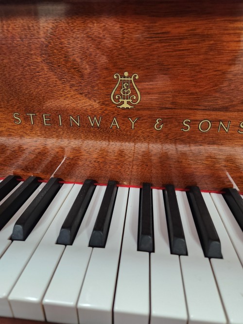 STEINWAY S BABY GRAND PIANO 