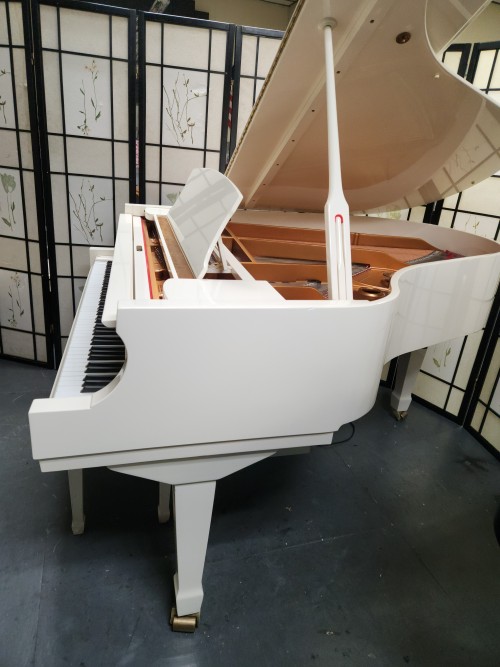 White Gloss Knabe Grand Piano 1996 w/PianoDisc Prodigy Player System, $9950.