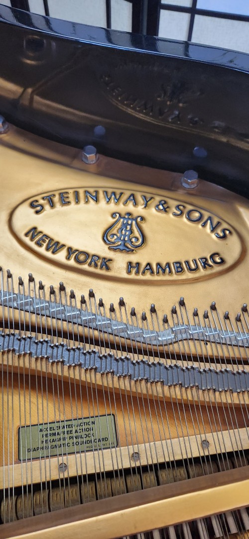 Steinway B Grand Piano 6'11