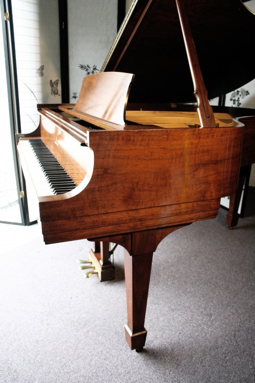 (SOLD) Used Steinway M 5'7' Grand Piano (VIDEO) Walnut 1945 Restored April 2013