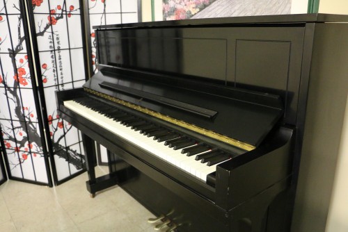 (SOLD) Steinway Upright Piano 1098 1978