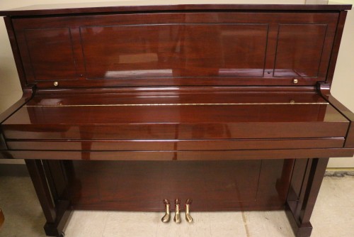 (SOLD) Gorgeous Steinway Upright Piano. 2002. Model 1098 