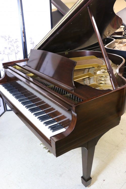 (SOLD) Steinway Baby Grand Model S (VIDEO) Mahogany 1946 Video Excellent Condition Original Steinway Parts