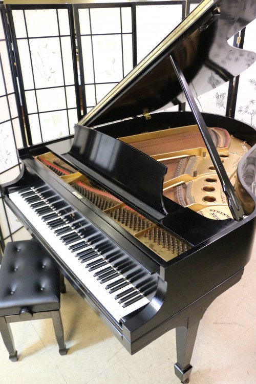 (SOLD) BLOWOUT SALE!  Used Steinway M 1928 Ebony Grand Piano (VIDEO)  Refubished/Refinished