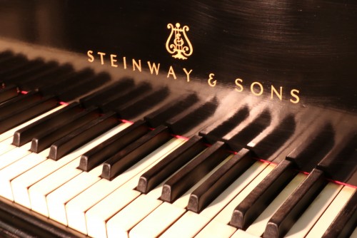 (SOLD! CONGRATS NABA AND FAMILY!!) Steinway M Ebony  Grand Piano 5'7