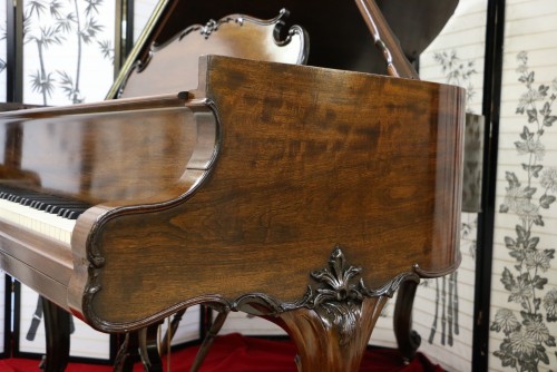 (SOLD) Luxury Art Case Steinway M King Louis XV 1930 Refinished/Restored walnut