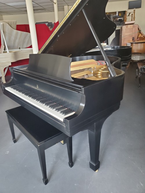 (SOLD) Steinway M Grand Piano 5'7